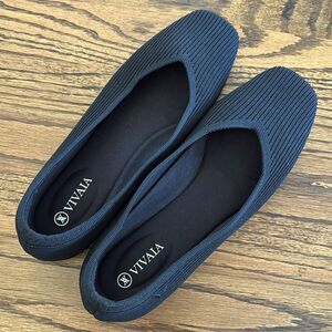 Women's Vivaia Square-Toe V-Cut Mesh Black Flats (Margot 2.0) Size 38.5/US 8.5